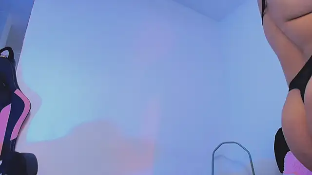 Brenda  gomez online show from 03-04-25, 05:03