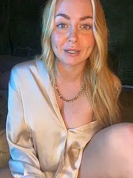 ObviouslyPeachy online show from 01-08-25, 10:27