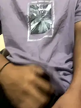 Snapshot of Shona5768 chatting on 10-10-25, 04:57 Shona5768 online show from 10-10-25, 04:57