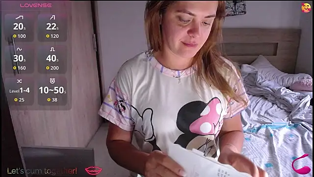 ParisW online show from 09-30-25, 12:11