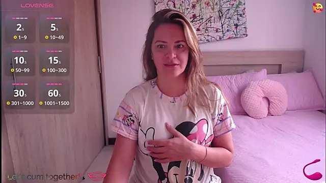 ParisW online show from 09-22-25, 12:33