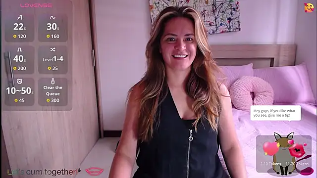 ParisW online show from 09-16-25, 04:52