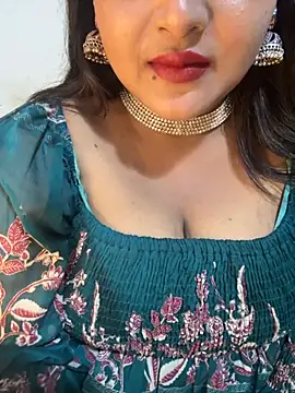 Snapshot of Ayesha_mahi chatting on 10-19-25, 01:58 Ayesha mahi online show from 10-19-25, 01:58