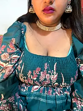 Snapshot of Ayesha_mahi chatting on 10-20-25, 02:46 Ayesha mahi online show from 10-20-25, 02:46