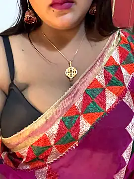 Snapshot of Ayesha_mahi chatting on 10-11-25, 05:41 Ayesha mahi online show from 10-11-25, 05:41