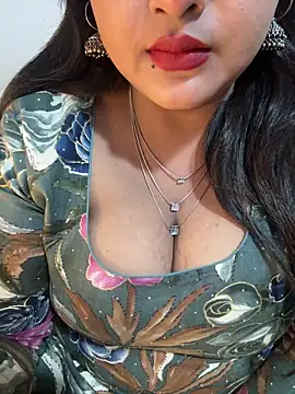 Ayesha mahi online show from 12-15-25, 12:11