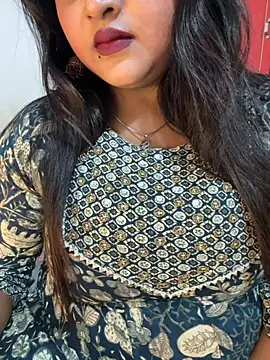 Snapshot of Ayesha_mahi chatting on 09-13-25, 07:19 Ayesha mahi online show from 09-13-25, 07:19