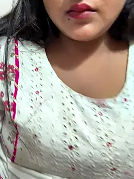 Snapshot of Ayesha_mahi chatting on 09-30-25, 10:43 Ayesha mahi online show from 09-30-25, 10:43