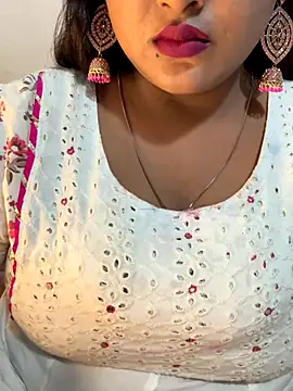 Snapshot of Ayesha_mahi chatting on 10-05-25, 05:14 Ayesha mahi online show from 10-05-25, 05:14