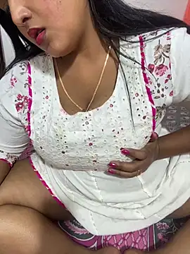 Snapshot of Ayesha_mahi chatting on 03-18-25, 10:50 Ayesha mahi online show from 03-18-25, 10:50
