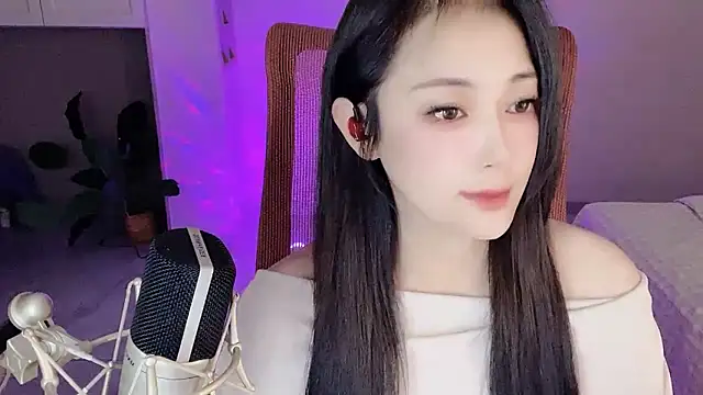 Daisy-77 online show from 11-20-25, 05:13