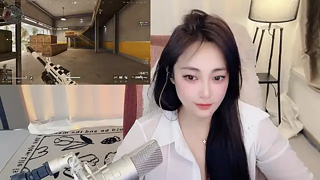 Snapshot of Daisy-77 chatting on 05-21-26, 12:35 Daisy-77 online show from 05-21-26, 12:35