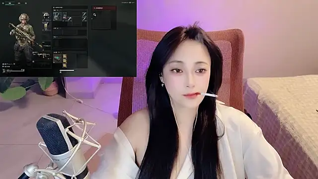 Snapshot of Daisy-77 chatting on 05-12-26, 01:39 Daisy-77 online show from 05-12-26, 01:39