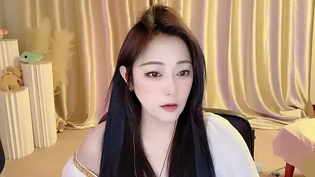 Snapshot of Daisy-77 chatting on 03-12-25, 06:00 Daisy-77 online show from 03-12-25, 06:00