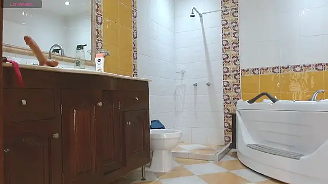 cintia hills online show from 04-11-26, 09:51