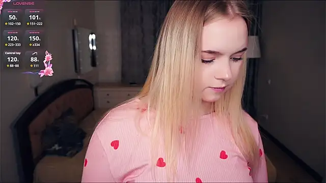 ZaraCreedon online show from 09-19-25, 05:11