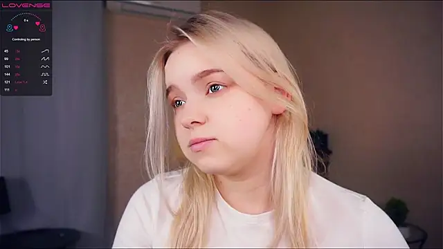 ZaraCreedon online show from 03-19-25, 10:20