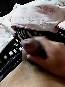 Eduardodj1977 online show from 02-22-26, 03:57