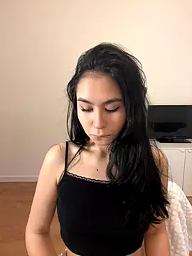 Mile Madeline online show from 12-07-24, 10:17