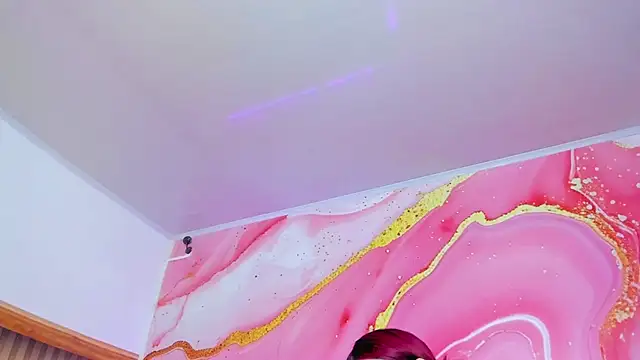 Daisy  rose online show from 01-13-26, 02:59