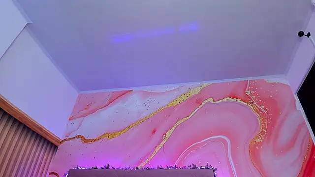 Daisy  rose online show from 02-24-25, 11:10