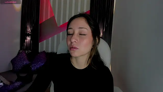 emily layton online show from 03-04-25, 02:21