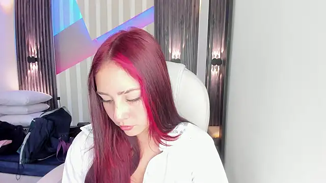 emily layton online show from 11-08-25, 02:31