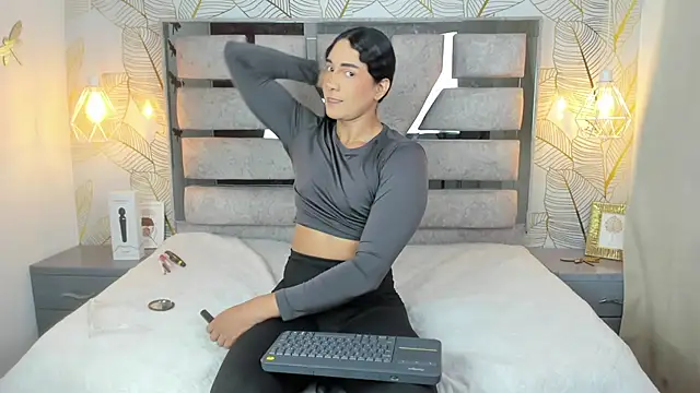 Alison Chan  online show from 03-29-26, 09:27