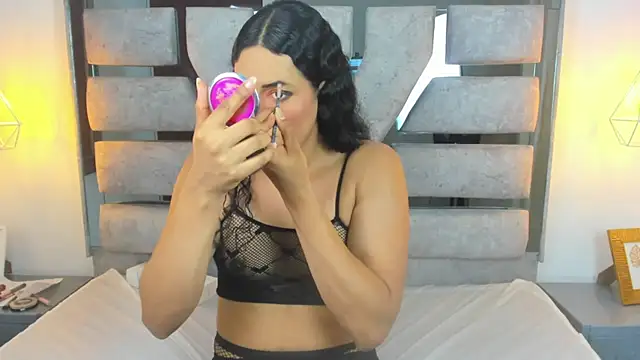 Alison Chan  online show from 12-03-25, 03:55