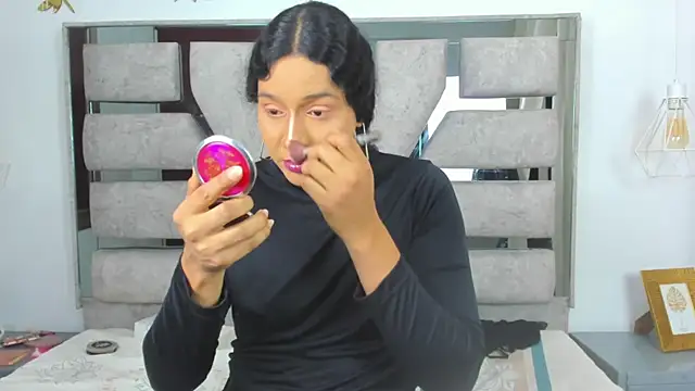 Alison Chan  online show from 12-01-25, 03:46