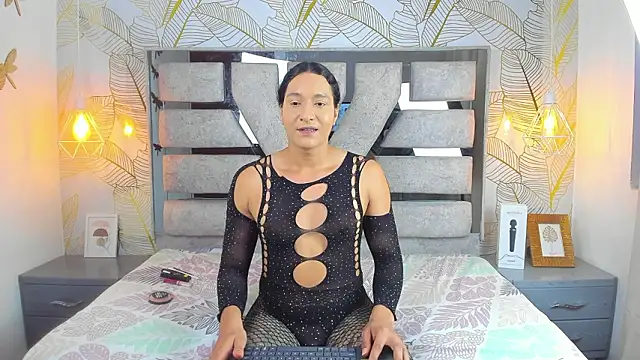 Alison Chan  online show from 03-03-26, 04:36