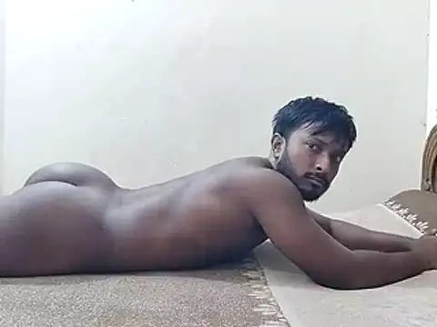 Snapshot of HunkyAriyan chatting on 05-12-26, 09:32 HunkyAriyan online show from 05-12-26, 09:32