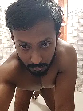 Snapshot of HunkyAriyan chatting on 09-18-25, 06:49 HunkyAriyan online show from 09-18-25, 06:49