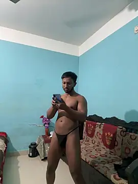 Snapshot of HunkyAriyan chatting on 01-20-25, 04:55 HunkyAriyan online show from 01-20-25, 04:55