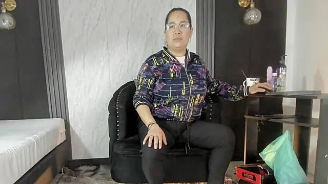 alondrabigtits online show from 11-15-25, 11:58