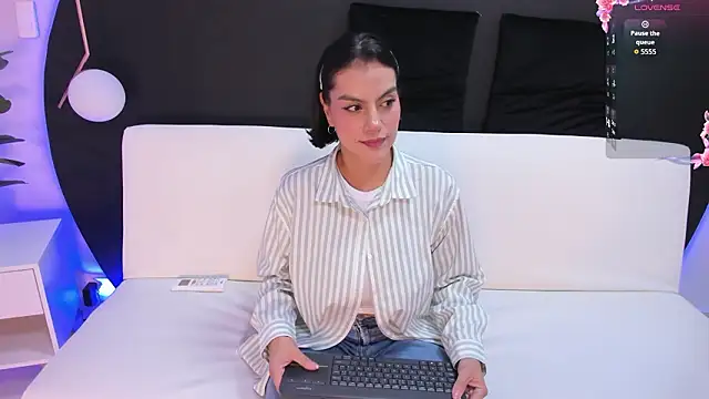 Ada Monroe10 online show from 03-13-26, 02:11