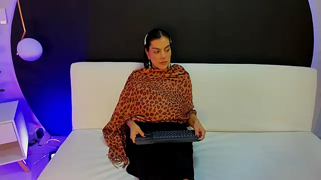 Ada Monroe10 online show from 02-11-26, 01:55