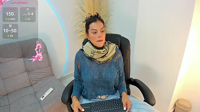 Snapshot of Ada_Monroe10 chatting on 09-09-25, 01:09 Ada Monroe10 online show from 09-09-25, 01:09