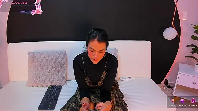 Ada Monroe10 online show from 02-05-26, 01:29