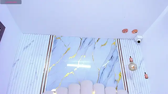 tifanyhills  online show from 03-24-26, 08:20