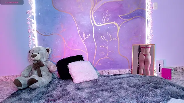 RileySkye online show from 05-02-26, 06:57