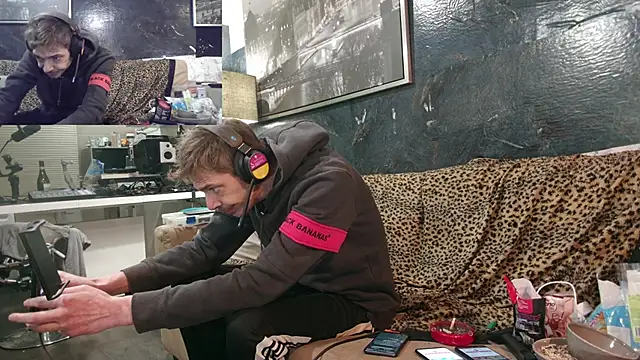 Doggyray44 online show from 02-19-25, 05:38