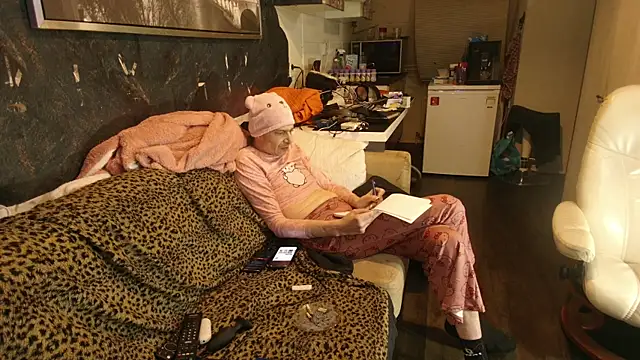 Doggyray44 online show from 01-05-26, 05:27