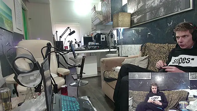 Doggyray44 online show from 02-06-25, 02:37