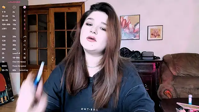 Snapshot of July_Slowdive chatting on 03-02-25, 11:52 July Slowdive online show from 03-02-25, 11:52