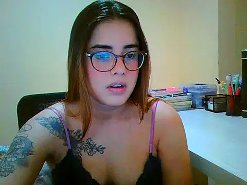 maliamiller online show from 11-07-25, 09:36