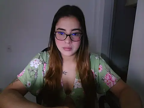 maliamiller online show from 04-23-26, 09:27