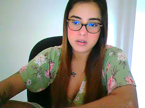 maliamiller online show from 04-22-26, 11:06