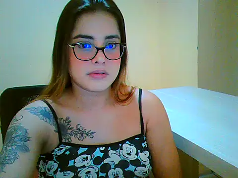 maliamiller online show from 04-08-26, 03:30