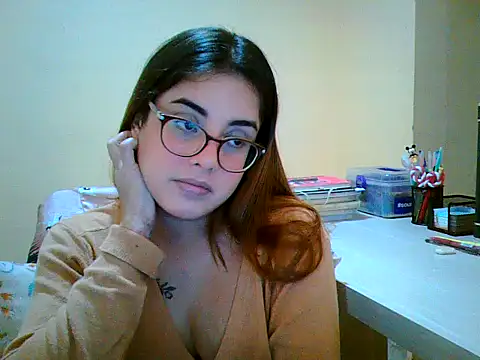 maliamiller online show from 10-31-25, 03:03